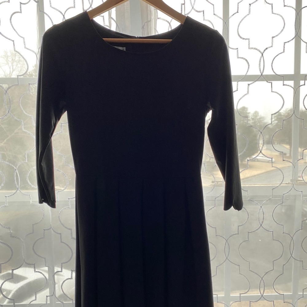 Black Quarter Sleeve Semi-Formal Dress